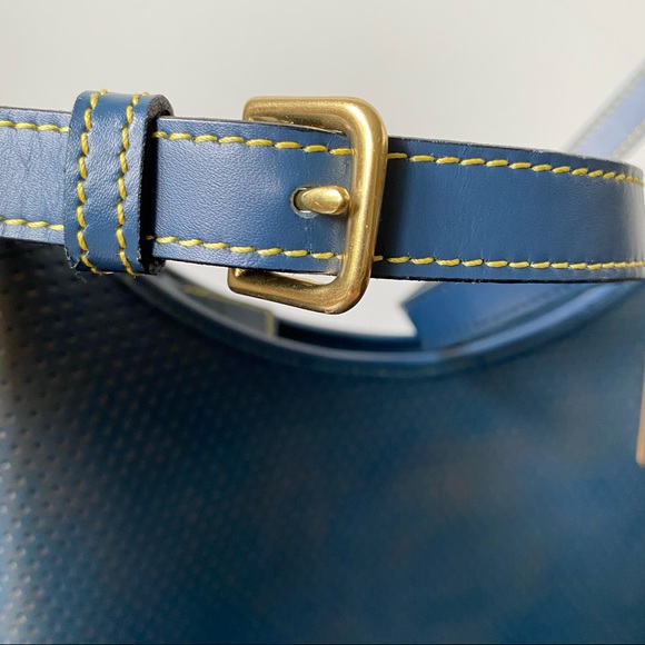 Dooney & Bourke All Leather Shoulder Bag Made in USA - Picture 10 of 10